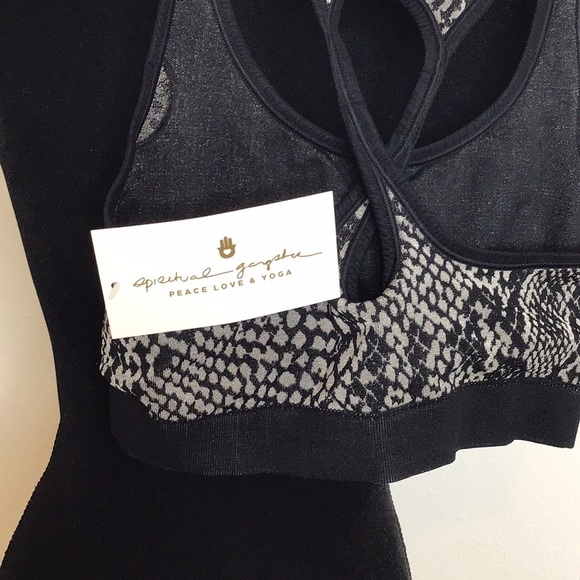 Spiritual Gangster Snakeskin Print Sports Bra size XS/S.  Black/gray - Picture 6 of 6
